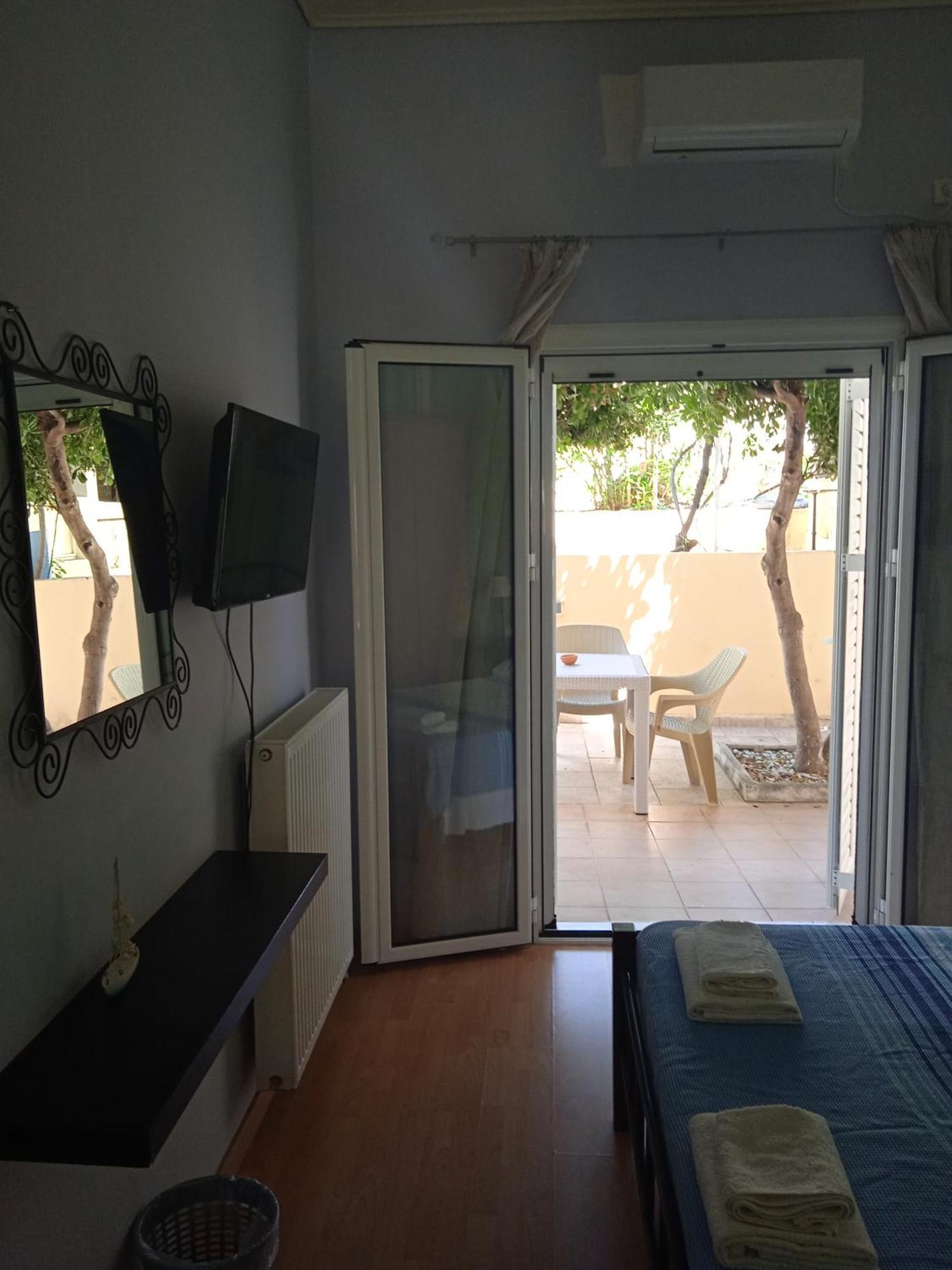 Βίλλα Κωνστάντσια Aparthotel Káto Ássos Εξωτερικό φωτογραφία