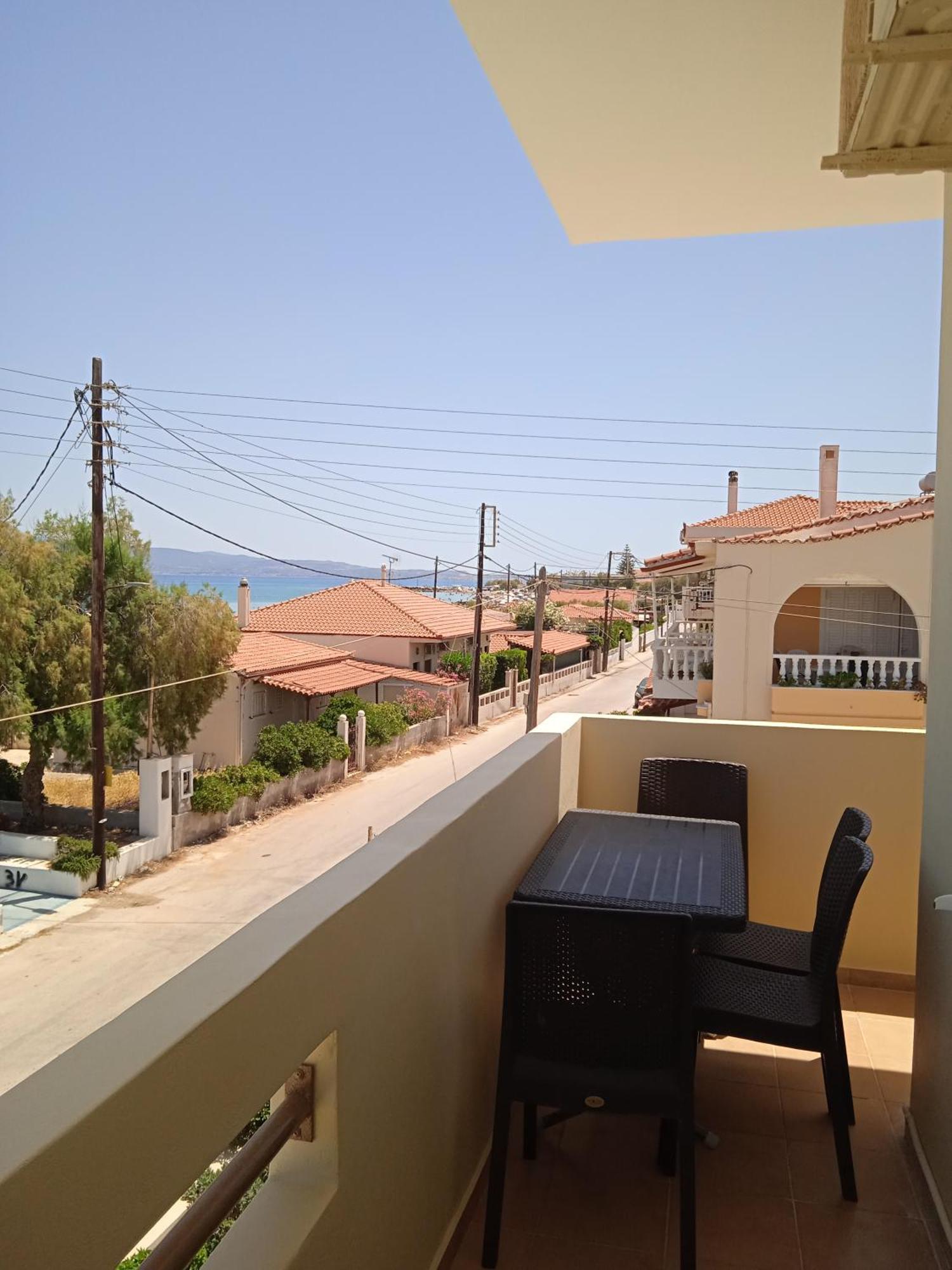 Βίλλα Κωνστάντσια Aparthotel Káto Ássos Εξωτερικό φωτογραφία