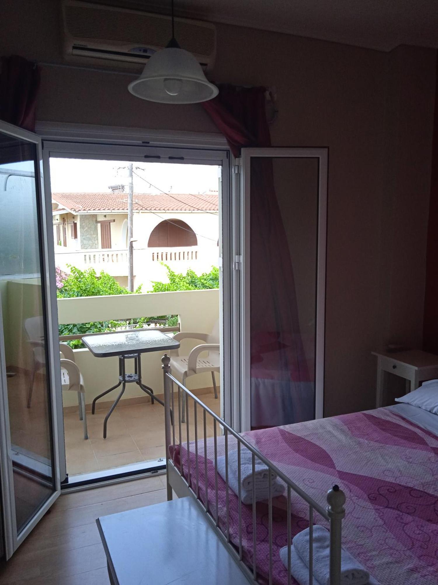 Βίλλα Κωνστάντσια Aparthotel Káto Ássos Εξωτερικό φωτογραφία